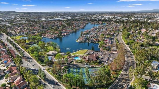 24231 Sparrow, Lake Forest (el Toro), CA 92630