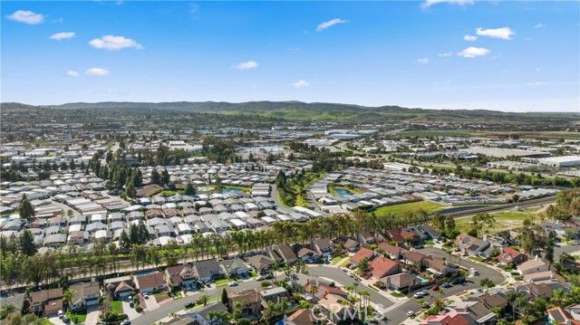 24231 Sparrow, Lake Forest (el Toro), CA 92630