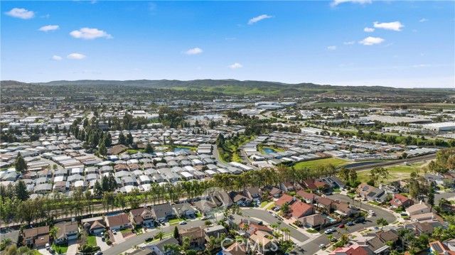 24231 Sparrow, Lake Forest (el Toro), CA 92630