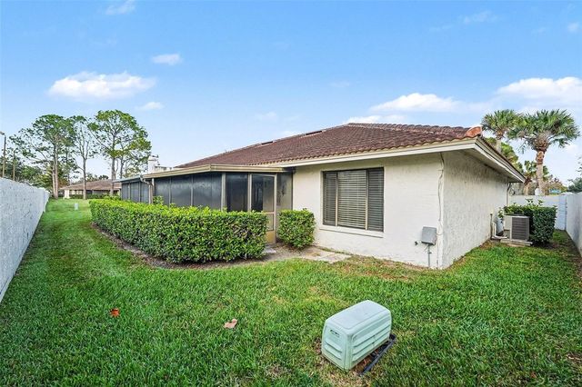 18302 AINTREE COURT, Tampa, FL 33647