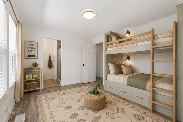 10606 Pioneer Ave, Oakdale, CA 95361