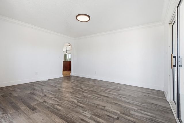 10606 Pioneer Ave, Oakdale, CA 95361