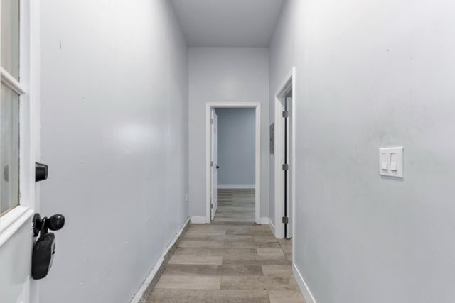 10606 Pioneer Ave, Oakdale, CA 95361