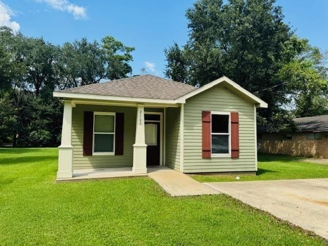 2120 Houston Street, Orange, TX 77630