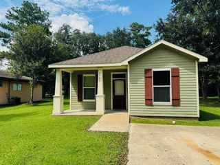 2120 Houston Street, Orange, TX 77630