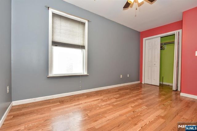 25-30 Morlot Avenue, Fair Lawn, NJ 07410