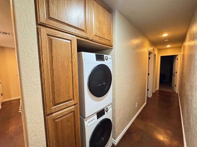 2505 SW C Ave, Lawton, OK 73505