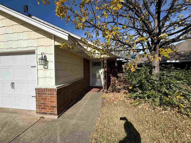 2505 SW C Ave, Lawton, OK 73505