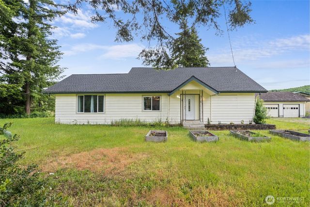 36 Lebam Road, Raymond, WA 98577