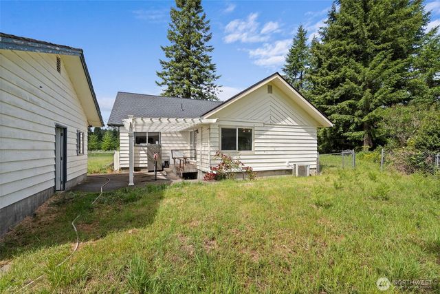 36 Lebam Road, Raymond, WA 98577