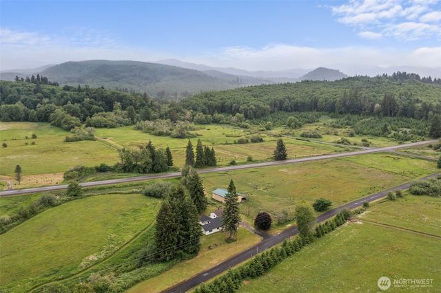 36 Lebam Road, Raymond, WA 98577