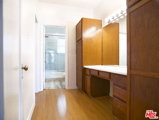 611 S Cloverdale Avenue 308, Los Angeles, CA 90036