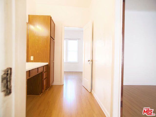 611 S Cloverdale Avenue 308, Los Angeles, CA 90036