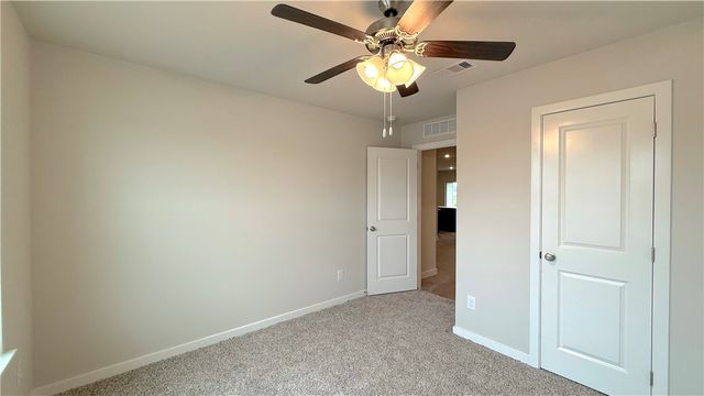 1441 Irigoyen St, Corpus Christi, TX 78415