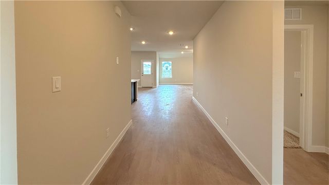 1441 Irigoyen St, Corpus Christi, TX 78415