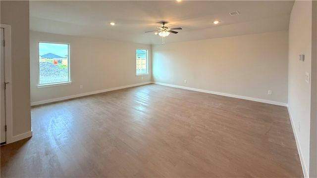 1441 Irigoyen St, Corpus Christi, TX 78415