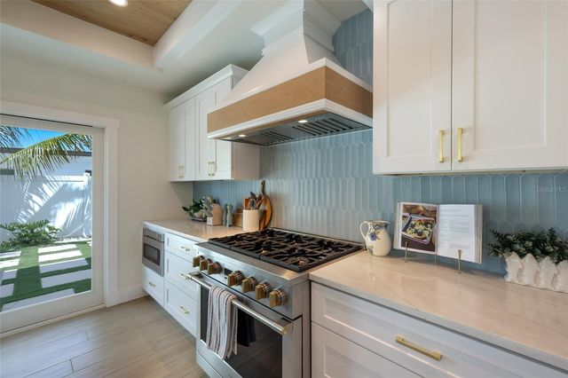 6401 MARINA DRIVE, Holmes Beach, FL 34217