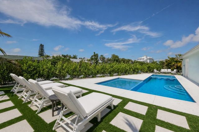 6401 MARINA DRIVE, Holmes Beach, FL 34217