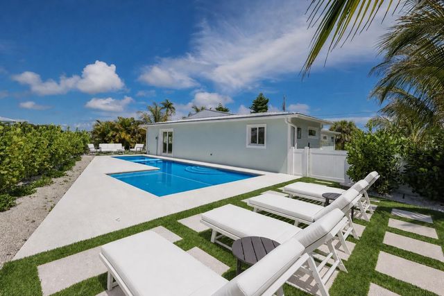 6401 MARINA DRIVE, Holmes Beach, FL 34217