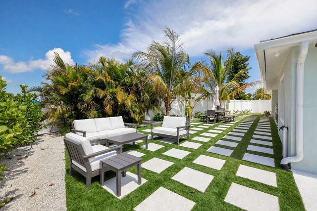 6401 MARINA DRIVE, Holmes Beach, FL 34217