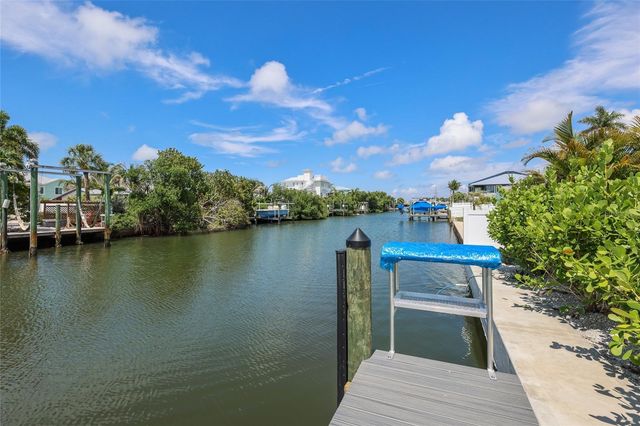 6401 MARINA DRIVE, Holmes Beach, FL 34217