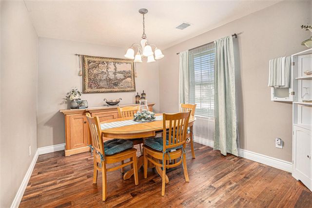 10502 Lauren Creek Drive, Baytown, TX 77523