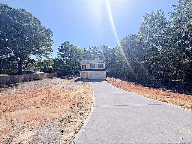 96 Montana Lane, Spring Lake, NC 28390