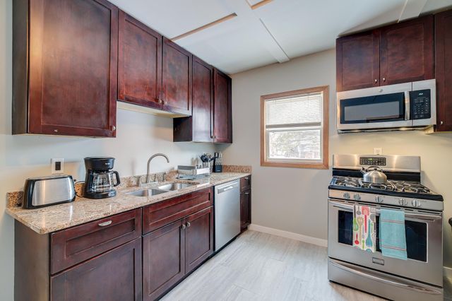 635 Canton Street, Saint Paul, MN 55102