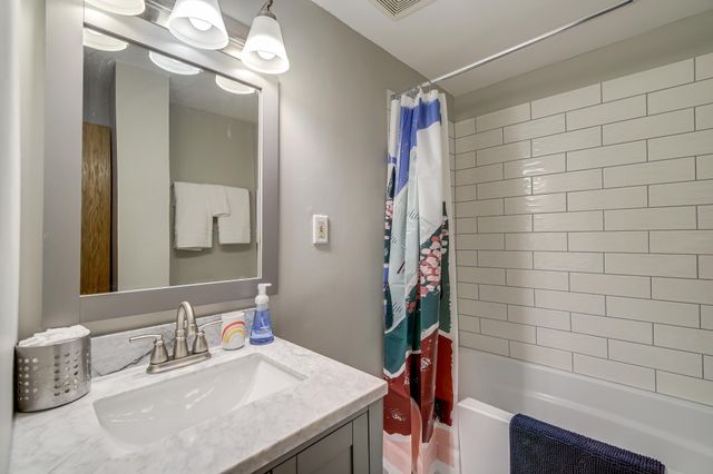 635 Canton Street, Saint Paul, MN 55102