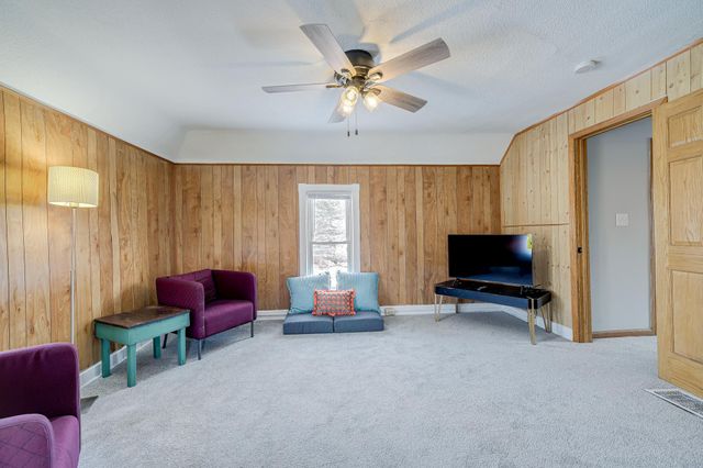 635 Canton Street, Saint Paul, MN 55102