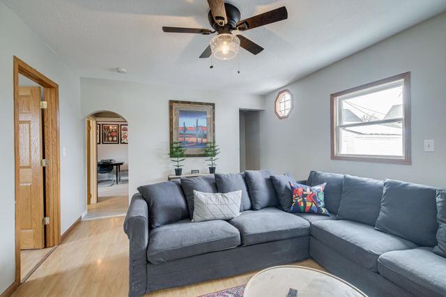 635 Canton Street, Saint Paul, MN 55102