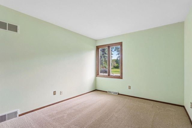 S72W16171 Edith COURT, Muskego, WI 53150