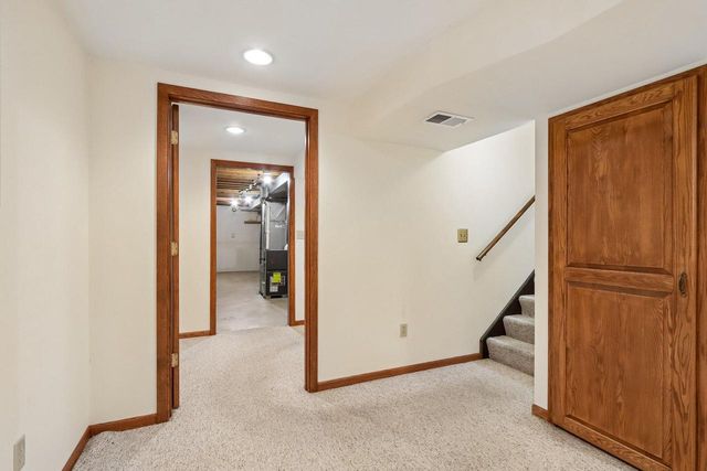 S72W16171 Edith COURT, Muskego, WI 53150