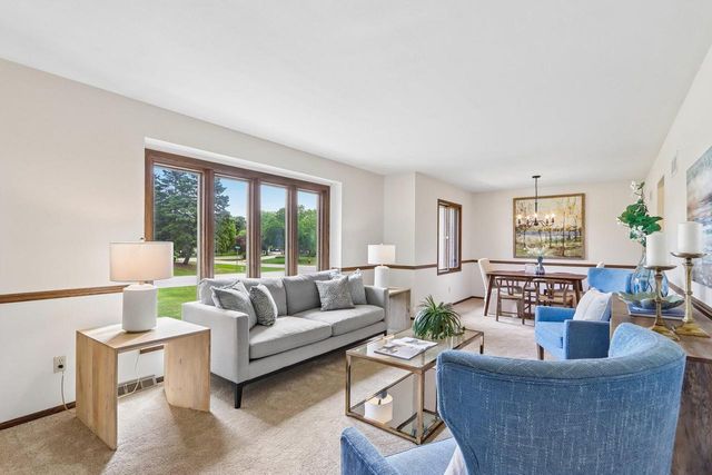 S72W16171 Edith COURT, Muskego, WI 53150