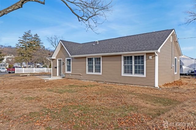 20 Louis Avenue, Middlesex, NJ 08846