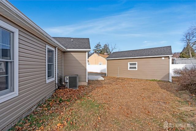 20 Louis Avenue, Middlesex, NJ 08846