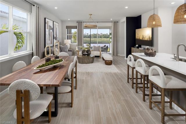 1541 Panoramic Vista AVE, Naples, FL 34114