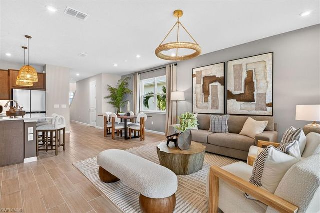 1541 Panoramic Vista AVE, Naples, FL 34114