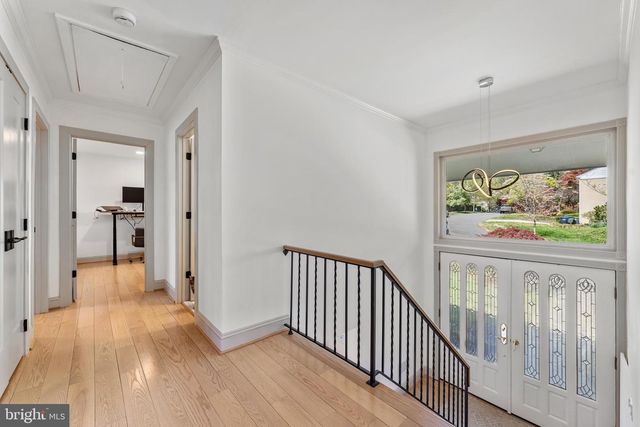 2820 ELLICOTT ST NW, Washington, DC 20008