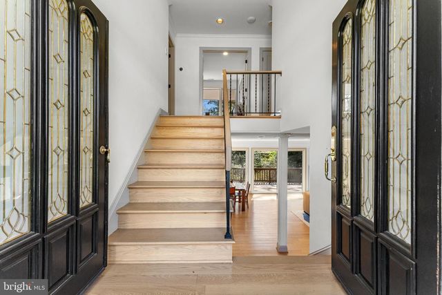 2820 ELLICOTT ST NW, Washington, DC 20008