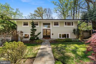 2820 ELLICOTT ST NW, Washington, DC 20008
