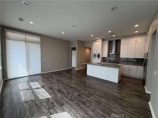 178 Outwest, Irvine, CA 92618