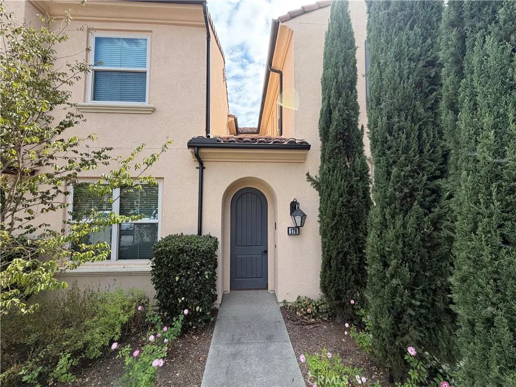 178 Outwest, Irvine, CA 92618
