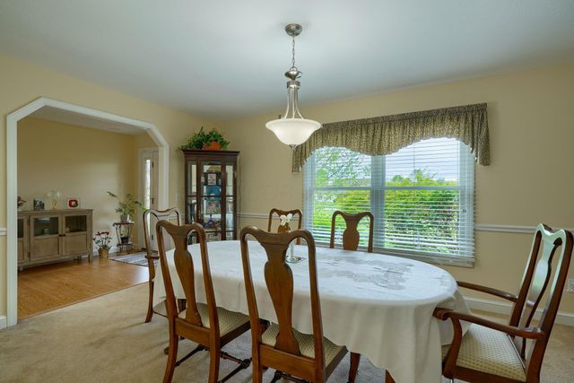 4656 Meadowgrove Drive NW, Carroll, OH 43112