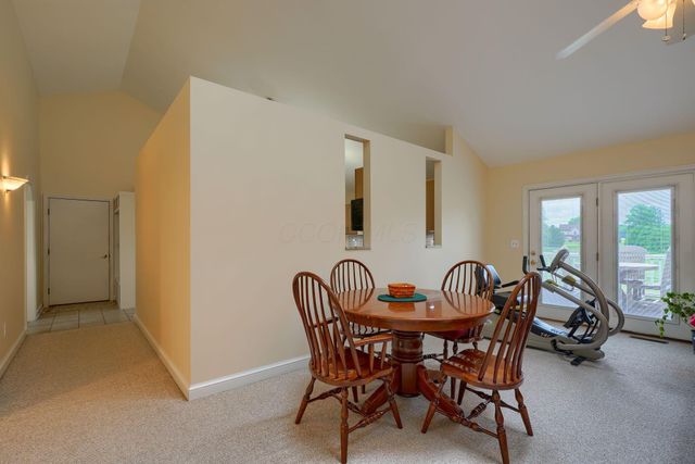 4656 Meadowgrove Drive NW, Carroll, OH 43112