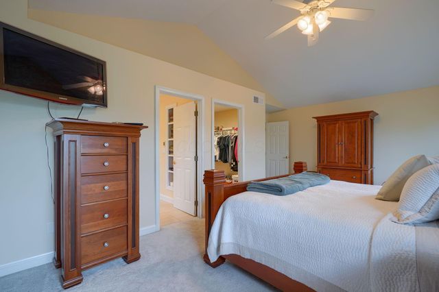 4656 Meadowgrove Drive NW, Carroll, OH 43112