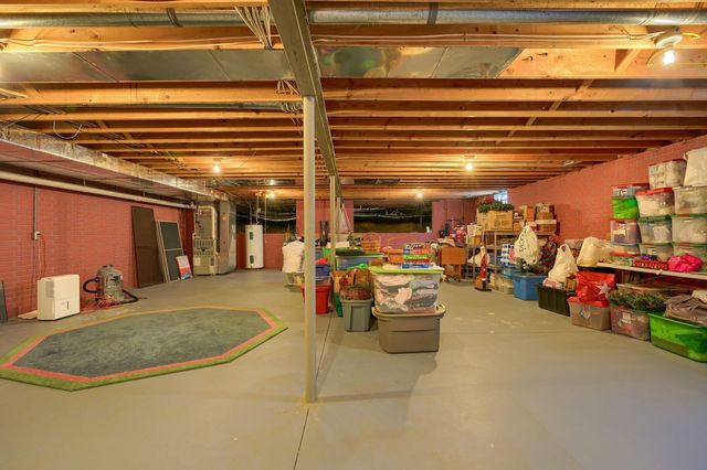 4656 Meadowgrove Drive NW, Carroll, OH 43112