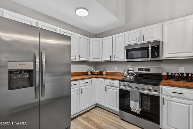 103 Lincoln Place Circle, Leland, NC 28451