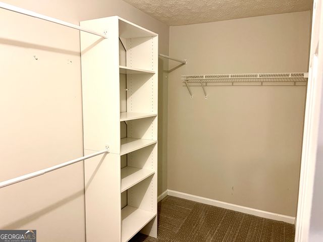 650 Windcroft Circle NW, Acworth, GA 30101