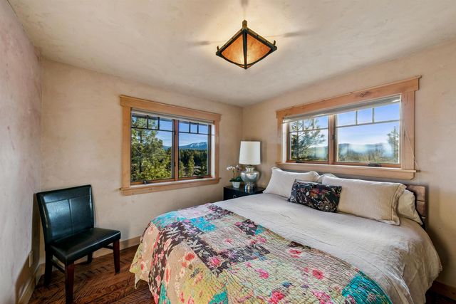 12191 Highland Avenue, Truckee, CA 96161